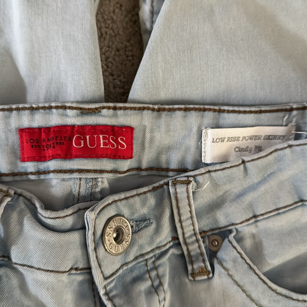 Guess Jeans size 28 - Picture 3 of 3